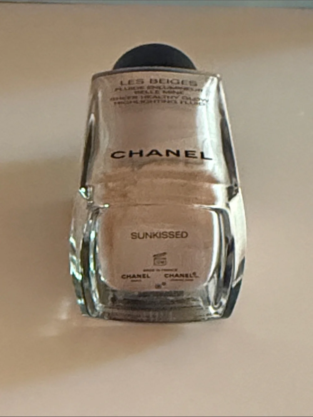 CHANEL liquid highlighter